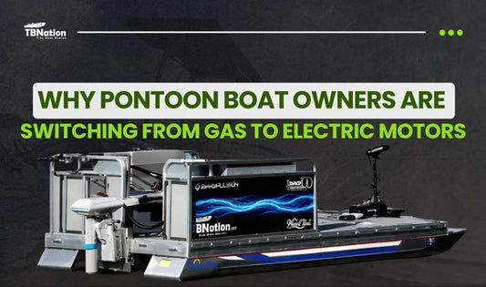 Infographic illustrating reasons pontoon boat owners are transitioning from gas to electric motors for eco-friendliness and efficiency.