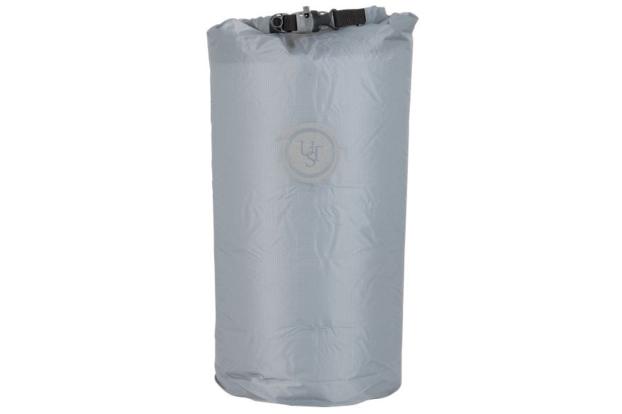 Light gray 25L ripstop nylon dry bag with roll-top buckle closure and reflective logo.