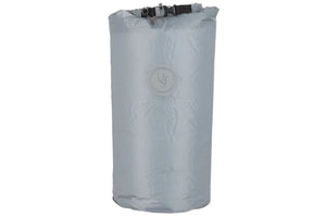 Light gray 25L ripstop nylon dry bag with roll-top buckle closure and reflective logo.