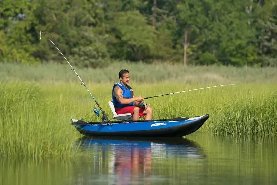 Swivel Seat Fishing Rig w/ Scotty Rod Holders