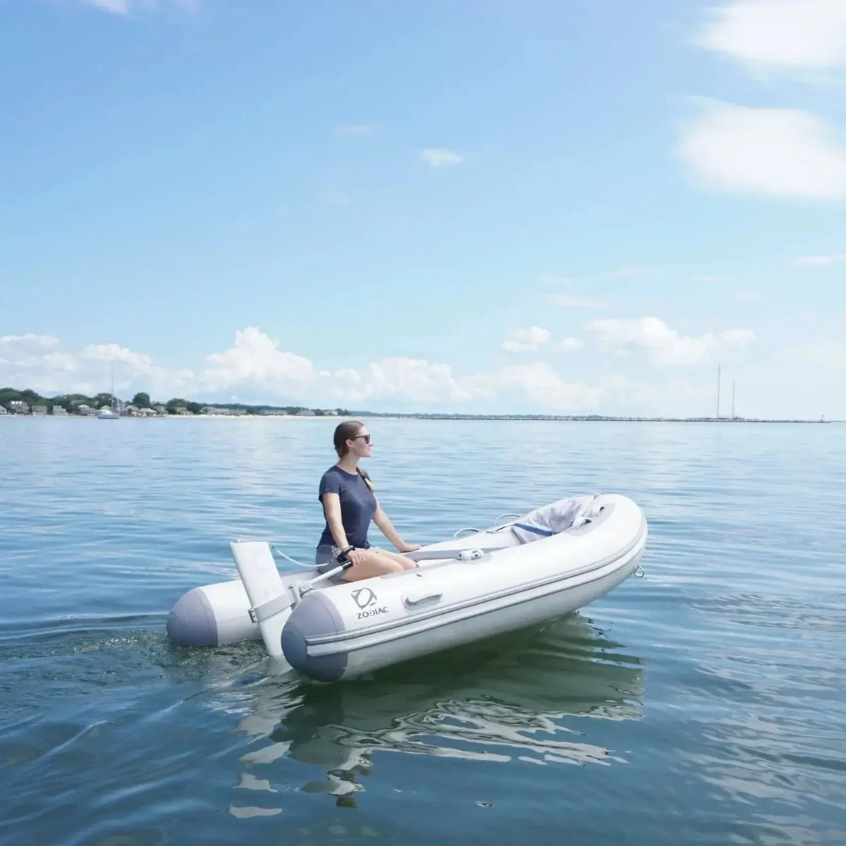 Remigo One Neo 4hp Electric Outboard | The Ultimate Sailboat Motor