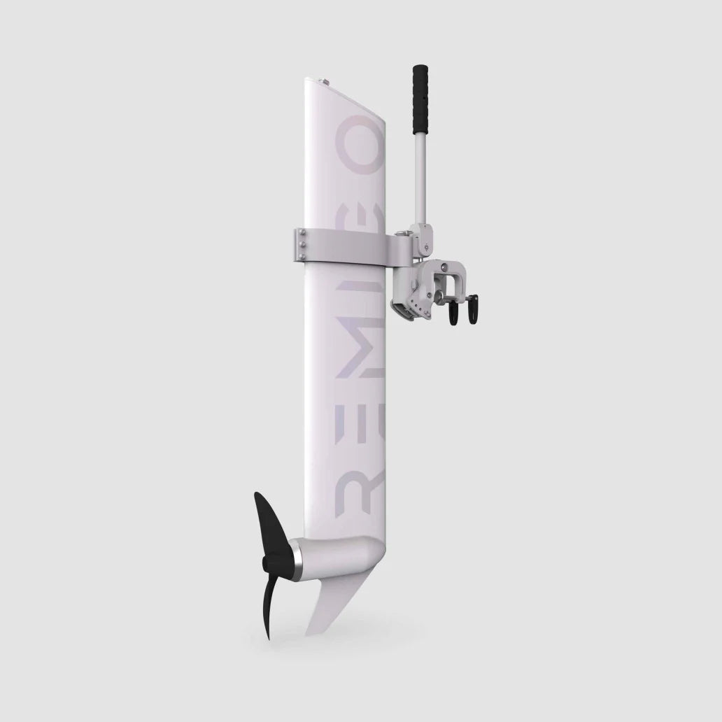 1kW Remigo One electric motor with adjustable shaft for sailboats