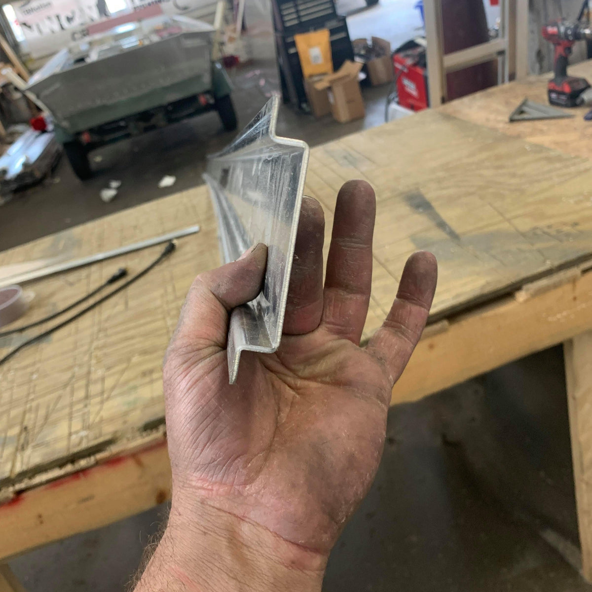 Lid Support Beams